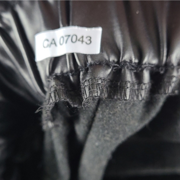 Faux Leather Pants size Large - Picture 5 of 6